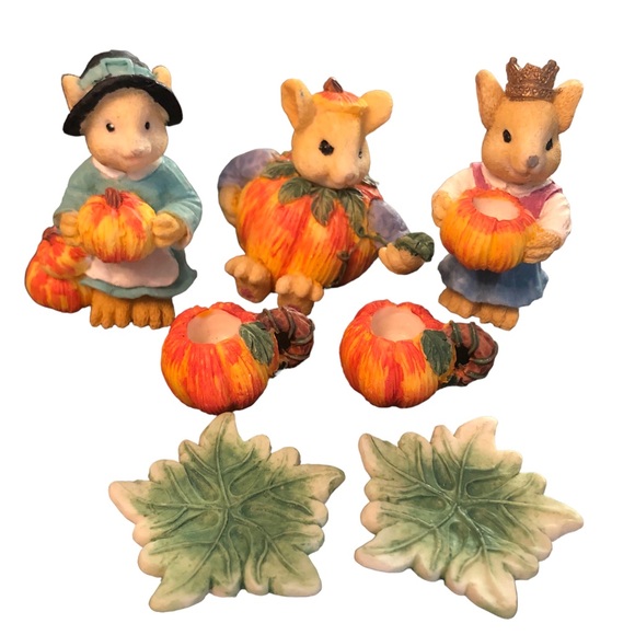 Great Pumpkin Miniature Tea Set - Picture 3 of 8